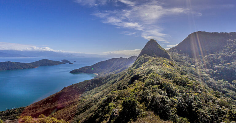 Trekking Pico Pão de Açúcar – Saco do Mamanguá