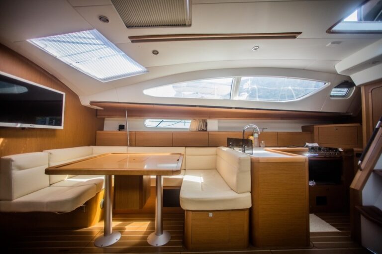 JEANNEAU 50 DS