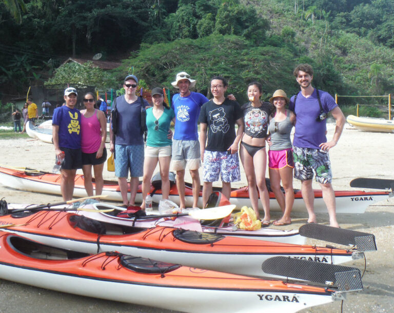 Caiaque pelas praias e manguezais