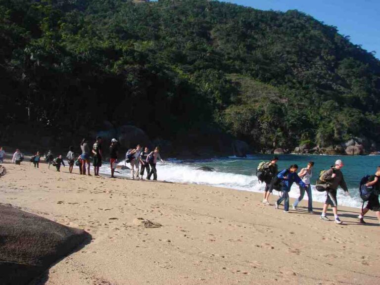 Trekking Ponta Negra – Visita comunidade Caiçara