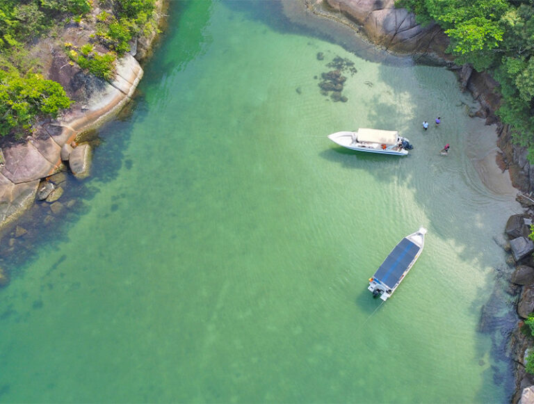 Lancha Compartilhada em Paraty