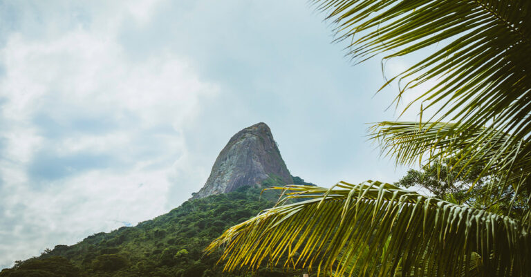 Trekking Pico Pão de Açúcar – Saco do Mamanguá