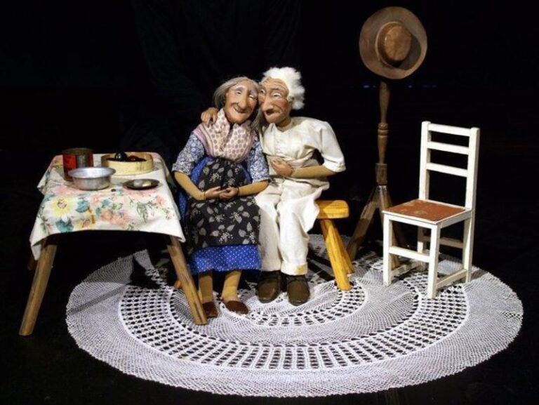 Teatro de Bonecos – Grupo Contadores de Estórias